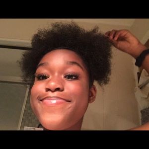 Meet your Posher, Javonna